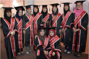 image of graduate class - afghan girls